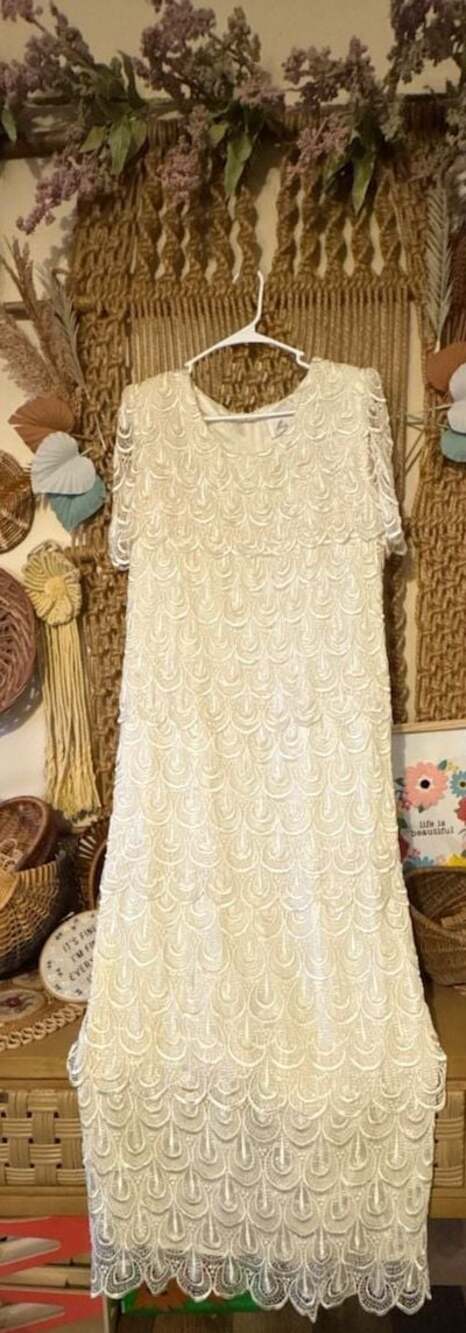 Vintage Michelangelo Off-White Scalloped Lace Midi Dress Size 11/12